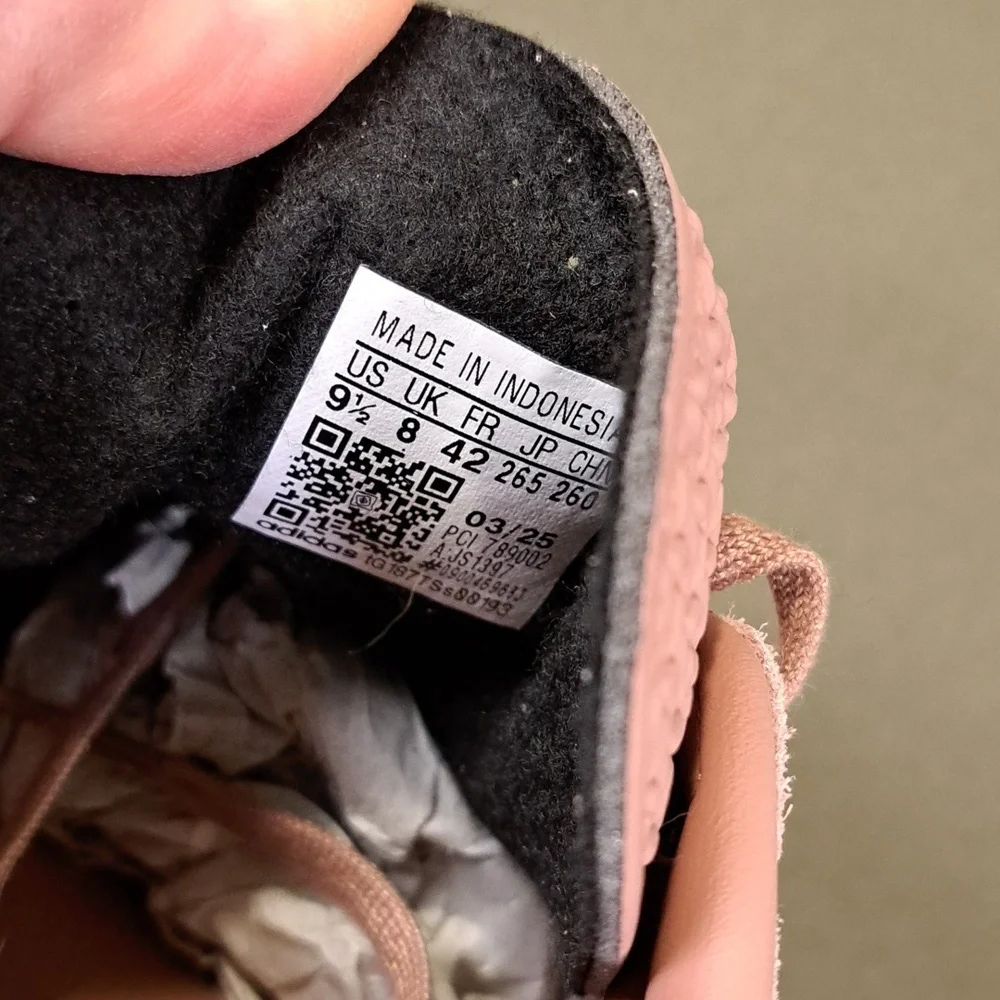 Adidas Gazell Indoor Sneaker - Color: Clay / White - Size: Women 9.5 - Picture 9 of 10